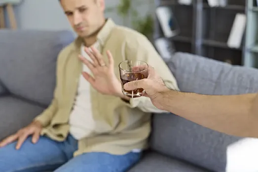 Alkoqoldan imtinanın ən çətin dövrü: 