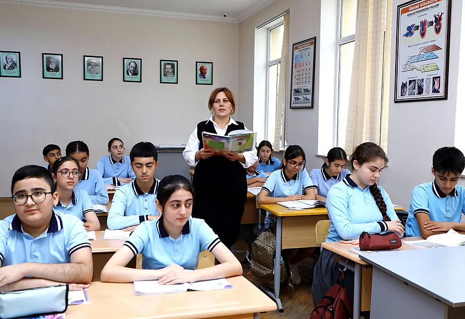 Bu il Bakı məktəblərdə təhsil alacaq şagirdlərin sayı 