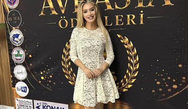 Yeşim Eryılmaza “Türk Dünyasına Xidmət” mükafatı
