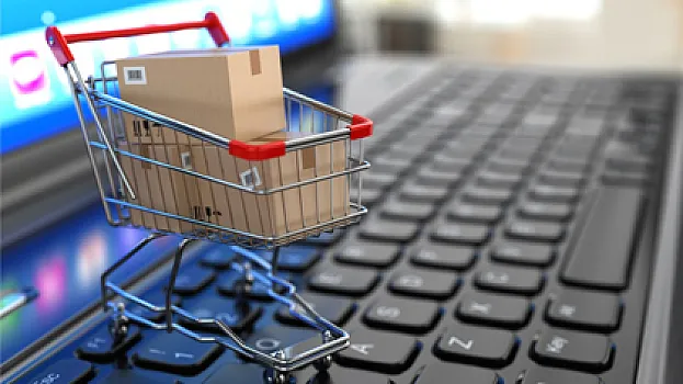 Kimin evində varsa