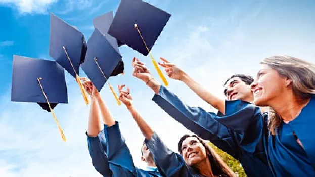 Diploma gedən yol qısalır