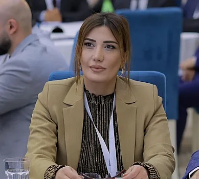Sara Əzimova: