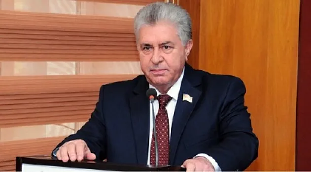 Azərbaycanda deputatla satıcı arasında qarpız üstündə MÜBAHİSƏ: