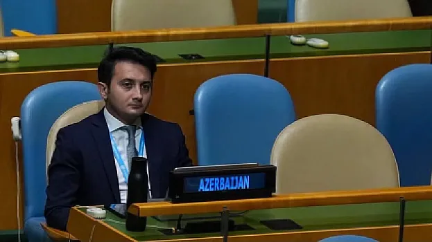 Netanyahunun çıxışı zamanı zalı tərk etməyən 