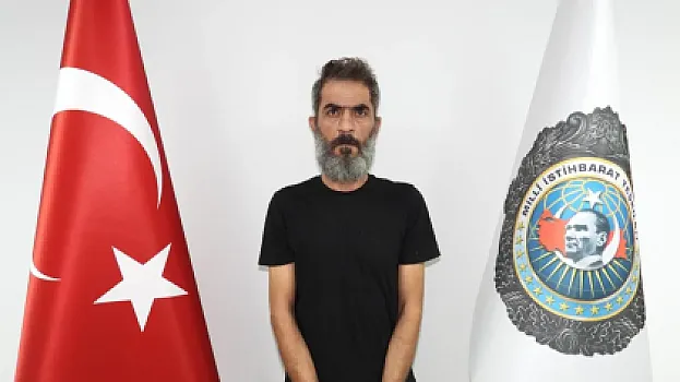 Türkiyə MİT suriyalı terrorçunu Avropaya qaçarkən yaxaladı - 