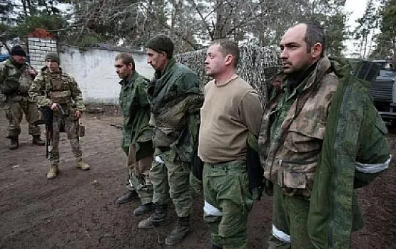 Rus hərbçilər: Ağac qabığı və ot yeyirdik - 