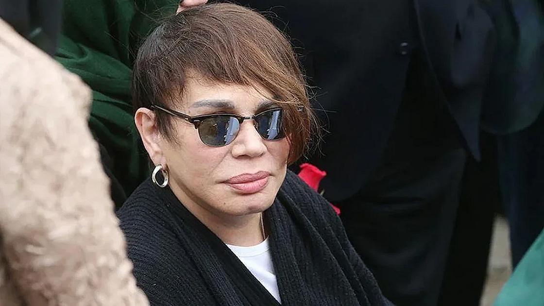 Sezen Aksu xəstəxanaya yerləşdirilib