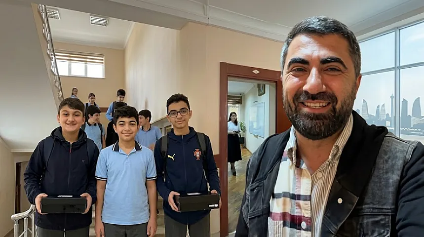 Zaur Baxşəliyev 53 nömrəli məktəbi ziyarət edib —