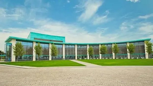 “ADA” Universiteti yarım milyon manatlıq avadanlıq alır