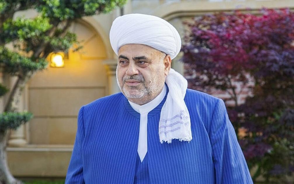 Allahşükür Paşazadədən hicabla bağlı məsələyə 