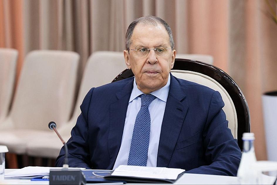 Lavrov Azərbaycana gəlib