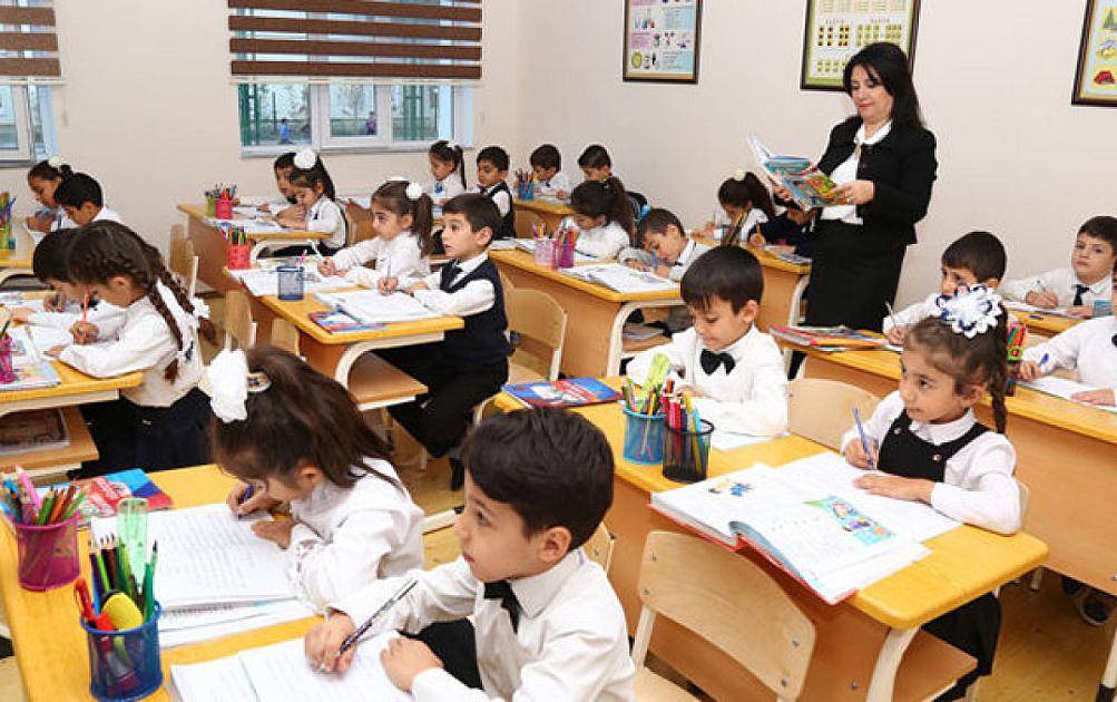 Şagirdlərin elektron yerdəyişməsinə başlanılır 