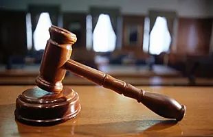 İşdən çıxarılan direktor təhsil idarəsini
