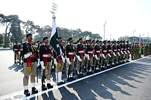 Pakistan hərbçiləri Bakıda paradda
