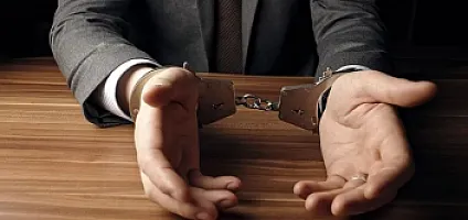 Çay evindən oğurluq etdi- 