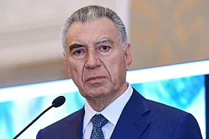 Əli Həsənov danışdı: