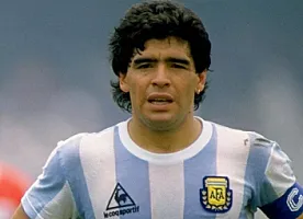 Maradonanın həyatı