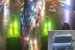 Nömrəsiz maşın sürən sürücü