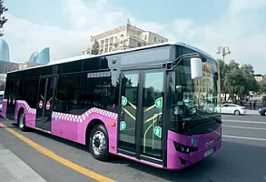 Pik saatlarda avtobusların hərəkət sxemini dəyişməsi sərnişinləri