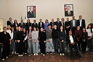 Abşeronda "Süni intellekt, kiber təhlükəsizlik, müasir çağırışlar" mövzusinda tədbir keçirildi