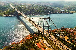 Bosfor boğazı yaxınlığında gəmidə partlayış oldu