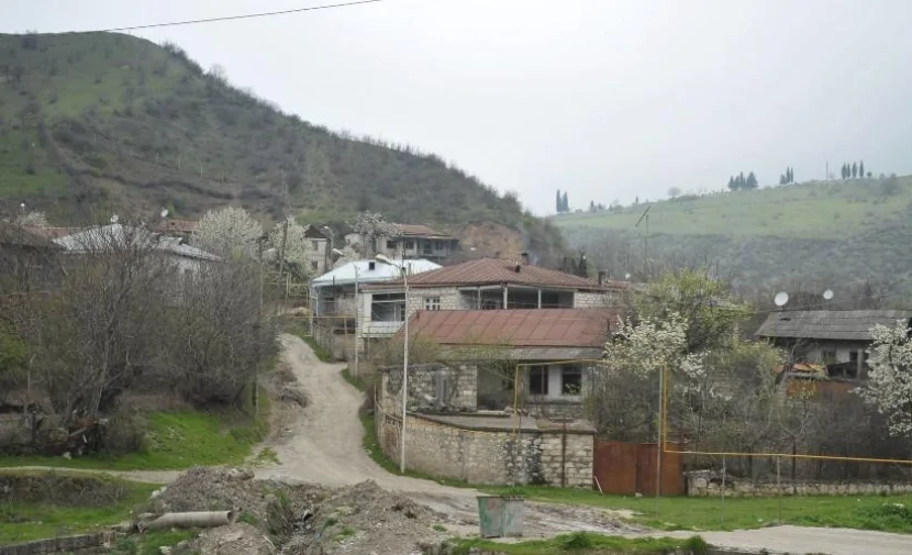 Ağdərə sakini minaya