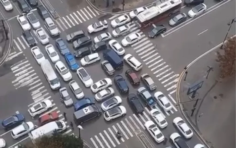 Bakıdakı bu tıxac