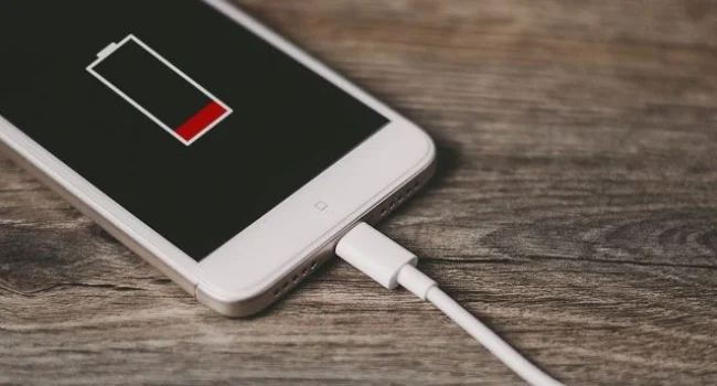 Telefon şarj cihazını enerjidə saxlamaq olarmı? 