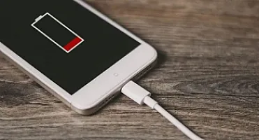 Telefon şarj cihazını enerjidə saxlamaq olarmı? 