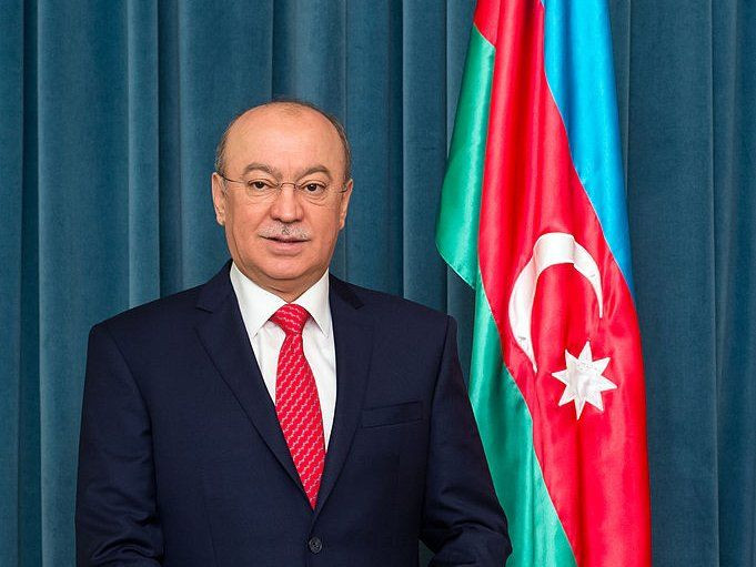 Kəmaləddin Heydərov onu vəzifəsindən azad etdi