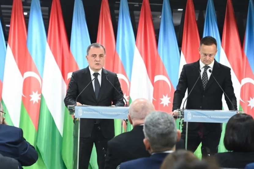 Ceyhun Bayramov Siyarto ilə 