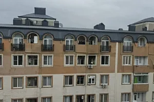 Xırdalanda yaşayış binasında
