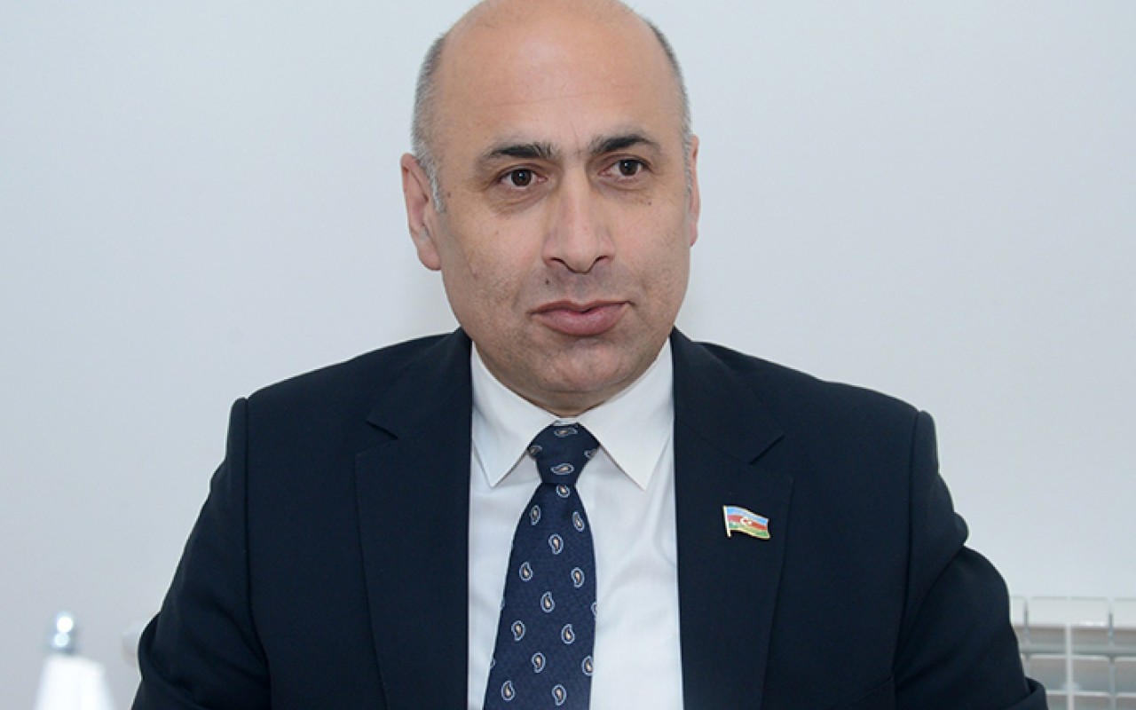 2,5 milyard dollar və yaşıl enerji: