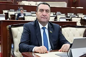 "Ermənistanda kilsə ilə hakimiyyət savaşır – Cənubi Qafqazda sabitlik təhlükədə!"
