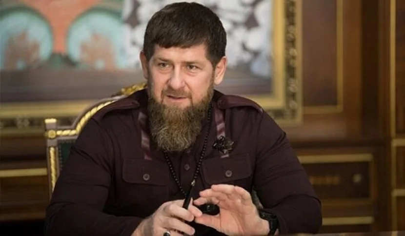 Kadırov Putinin iclasına gəlmədi -
