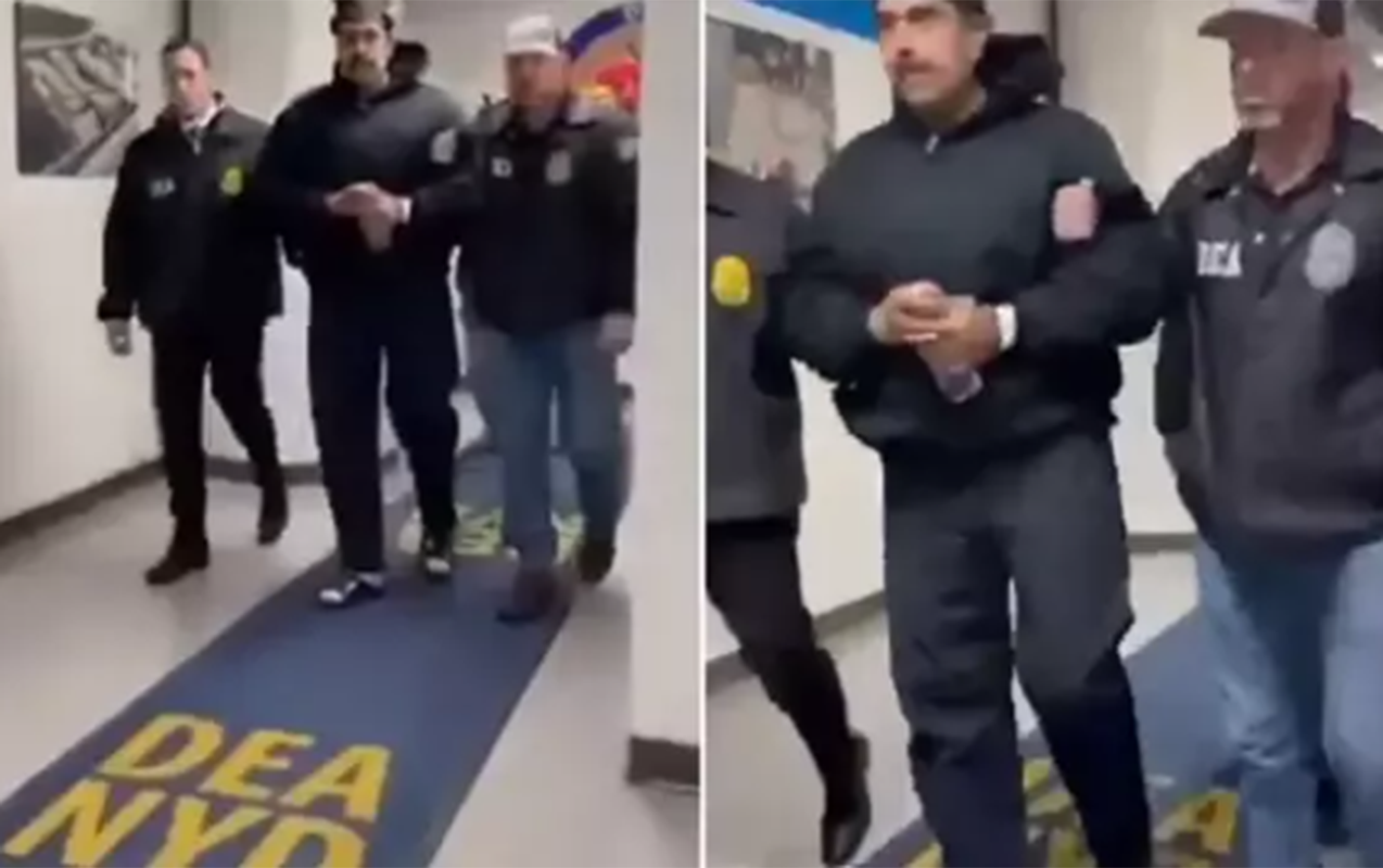 Əli qandallı Maduro hamının