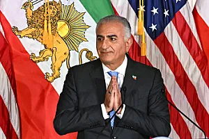 Şahın oğlu Trampı gözləyir: 