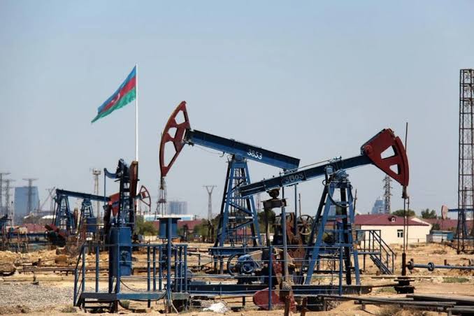 Neft bitir: Azərbaycan iqtisadiyyatı təhlükəli mərhələyə daxil olur