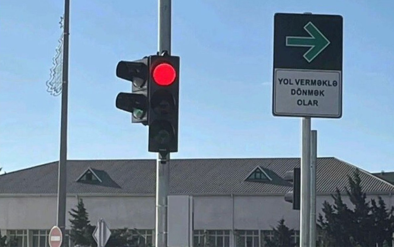 Bu nişan sürücüyə üstünlük vermir