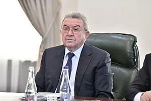 Repetitor lazımdırmı?