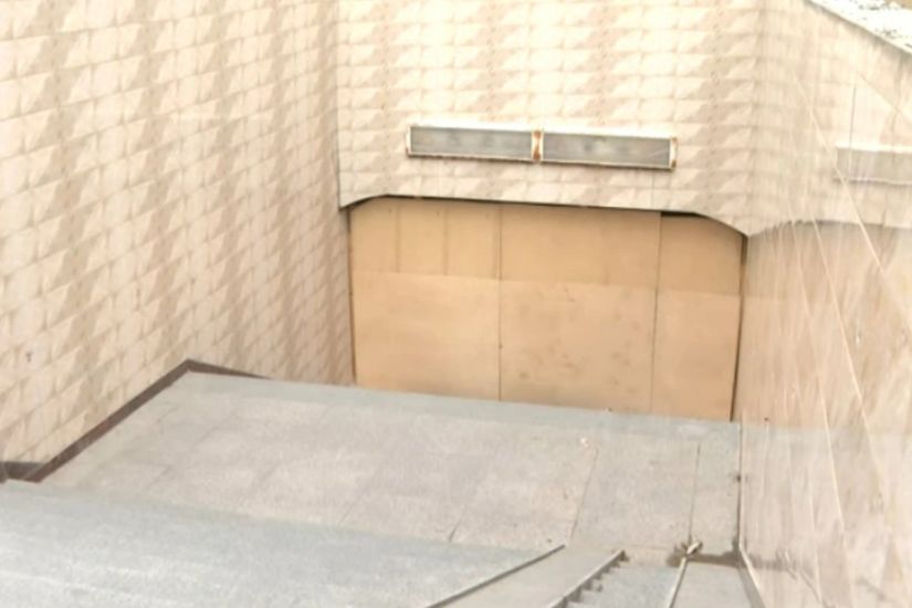 Bakıda yeraltı keçid iki aydır bağlıdır