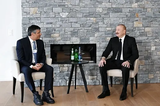 İlham Əliyev və oğlu Davosda
