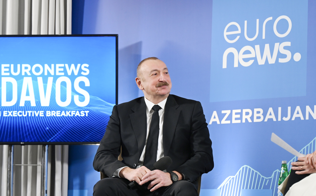 İlham Əliyev Davosda “Euronews” televiziyasına müsahibə verdi -
