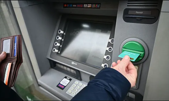 Banklar üçün məcburi tətbiq qüvvəyə minir