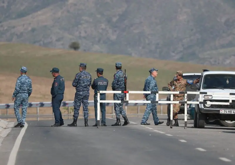 Azərbaycan Qarabağda yaşayan 10 ermənini və 1 rusu Ermənistana təhvil verib