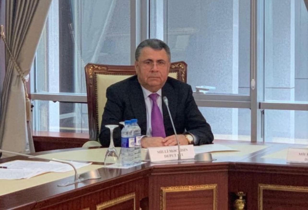 " Azərbaycan Davosdan dünyaya səs saldı"