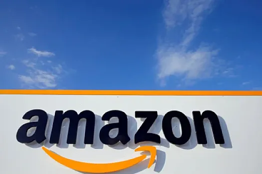 “Amazon” 15 minə yaxın işçini 