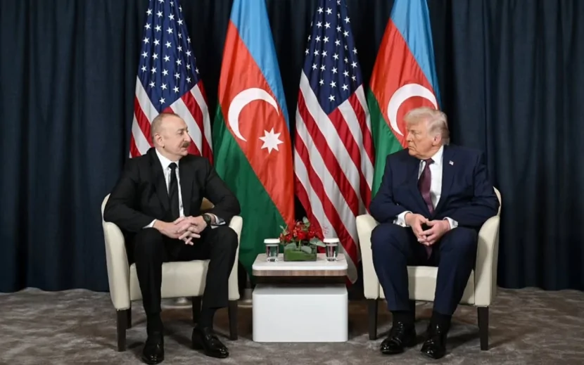 Tramp yalnız iki ölkə lideri ilə təkbətək