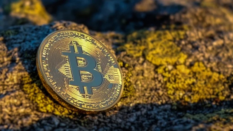 Tokenlər niyə listinqdən sonra dəyər itirir: