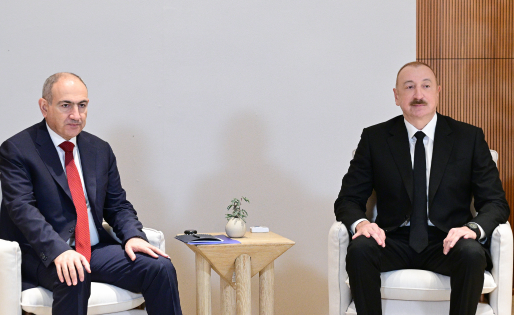 İlham Əliyev və Nikol Paşinyanın Əbu-Dabidəki görüşünə Aleksanyandan -